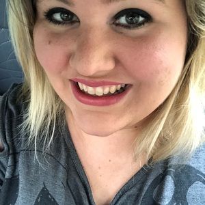 Meet your Posher, Tara